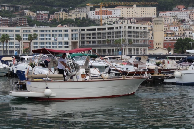  le esperamos en el puerto de Salerno 