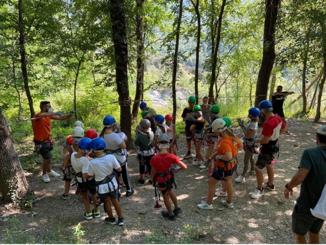 junto al personal especialista