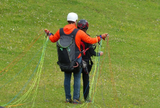 nos estamos preparando para volar en tándem en Bolonia 