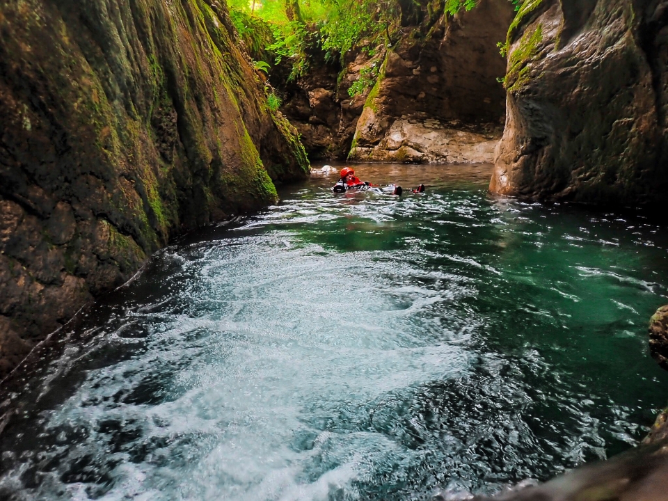 Entre los cañones toscanos y las aguas cristalinas 