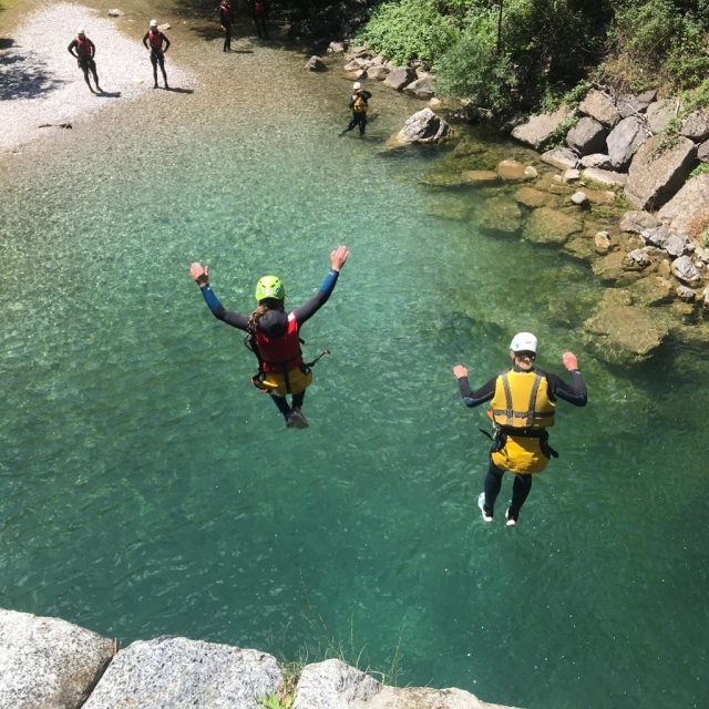  Bucear en las aguas cristalinas 