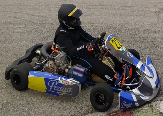  corramos en un kart 