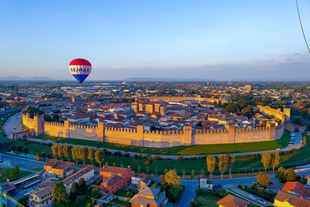 Vuelo en globo aerostático por la mañana en Cittadella 1 hora