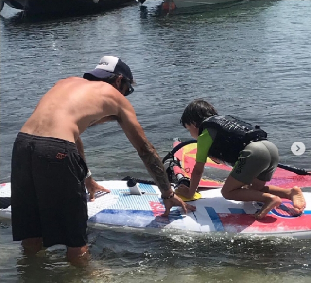  vamos a hacer windsurf