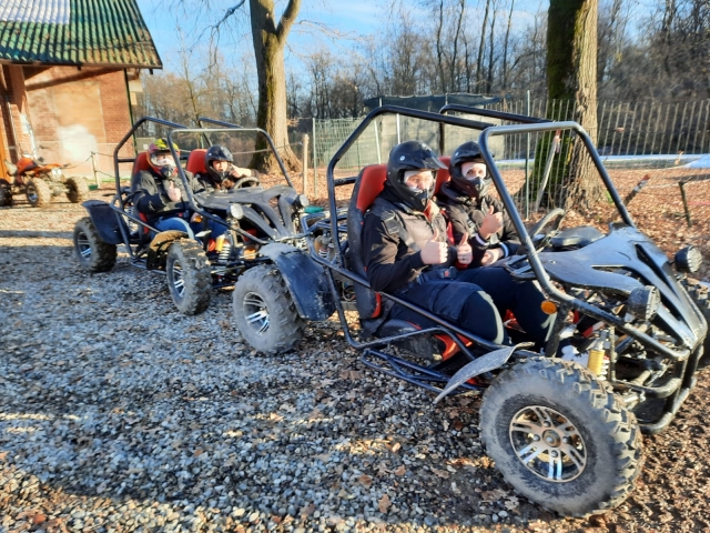  en buggy con amigos 