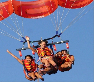 Vuelo en trío en parasail a Agropoli 15 min