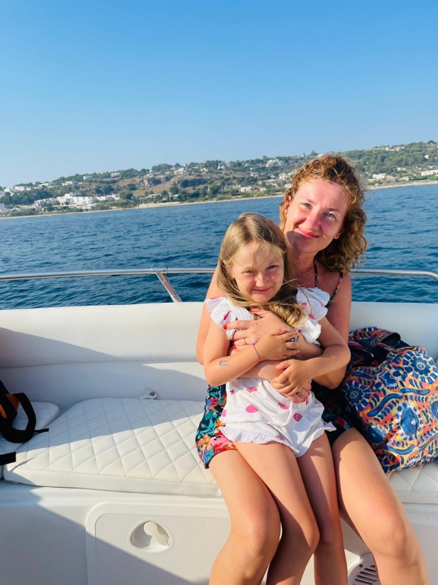  En barco, adultos y niños 