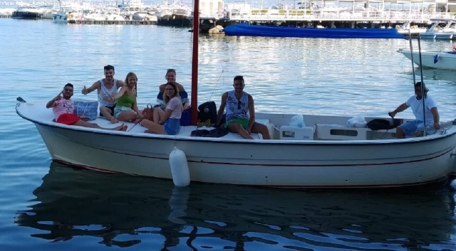 barco para ir con la familia 
