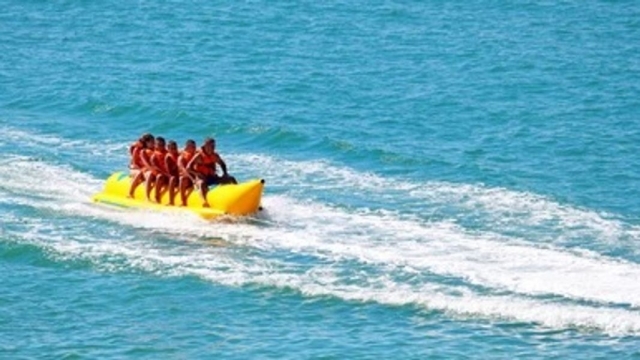  grupo en banana boat 