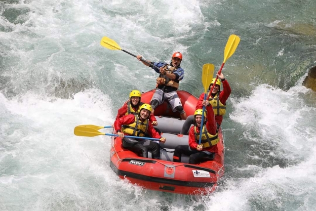 rafting en el río