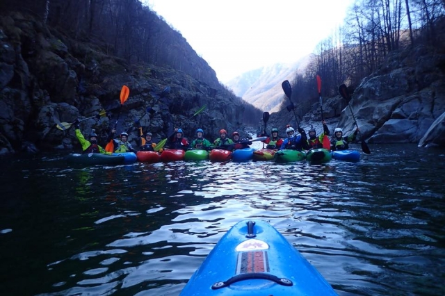 kayak en el río sesia 