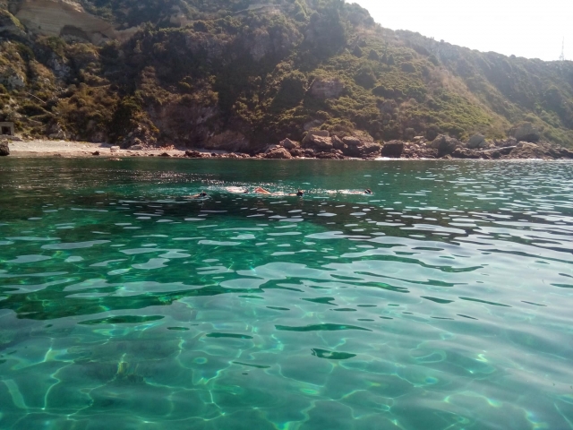  snorkel en las aguas cristalinas 