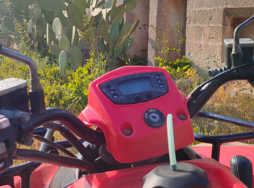 cuatrimoto con manillar cuatrimoto con manillar