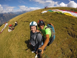 Vuelo en parapente biplaza de 30min en Saltusio
