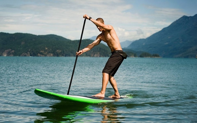  Stand Up Paddling 