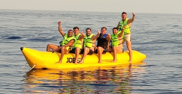  banana boat 