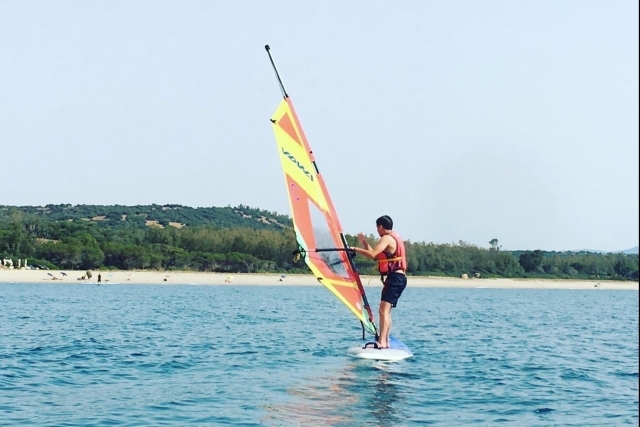 En windsurf 