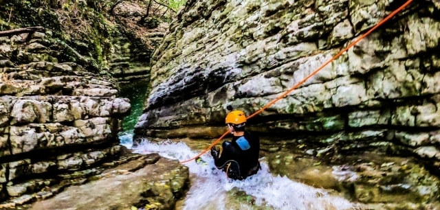  descenso en el arroyo 
