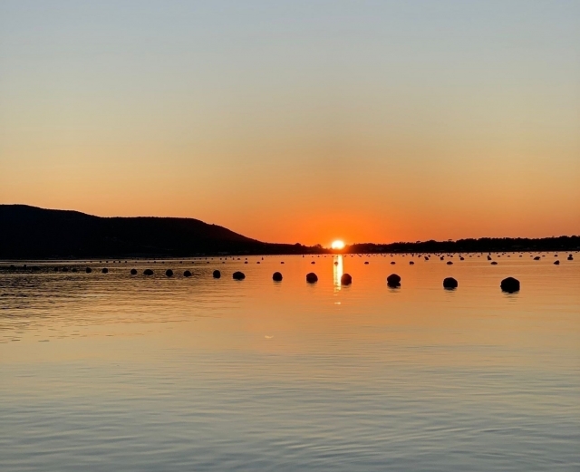  atardecer en el lago