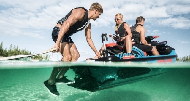  divertirse en motos de agua
