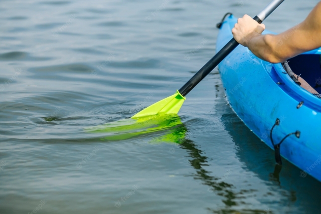  remar en kayak 