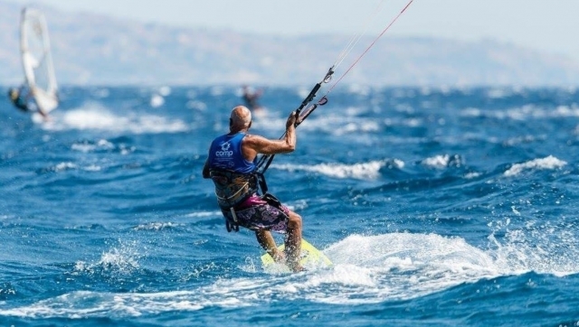  navegando sobre las olas 