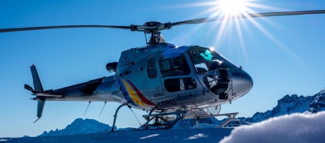  nuestro helicóptero 