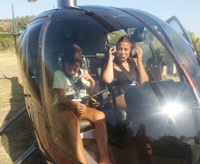  Robinson R44 