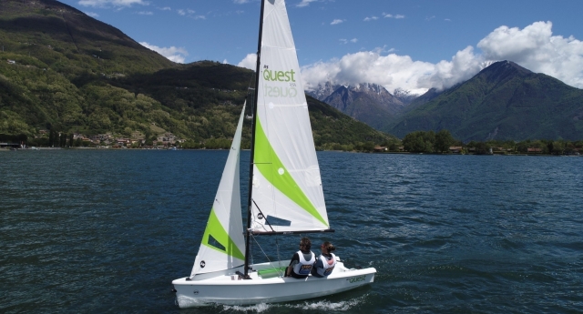 navegar en el lago de Como 