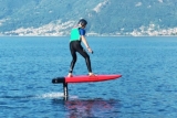 Lección privada de surf y foil Lago Como 30 min