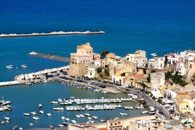  Puerto de Castellammare del Golfo 