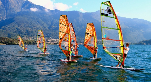  windsurf en el lago de como