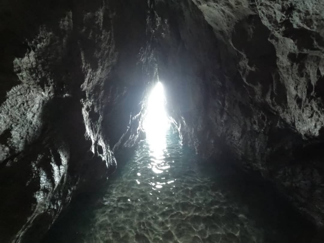  Un recorrido por la gruta 