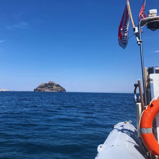  La isla en el horizonle 