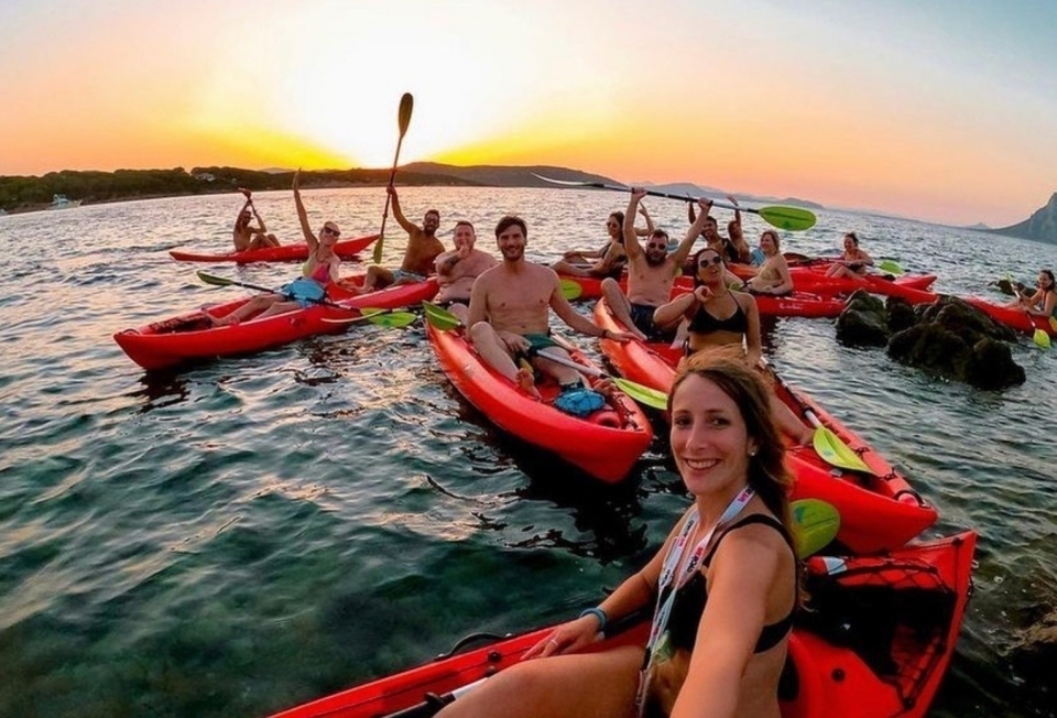 tour en kayak con amigos tour en kayak con amigos