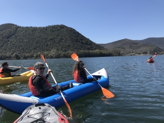 Paseo en canoa de 3 horas al lago Piediluco
