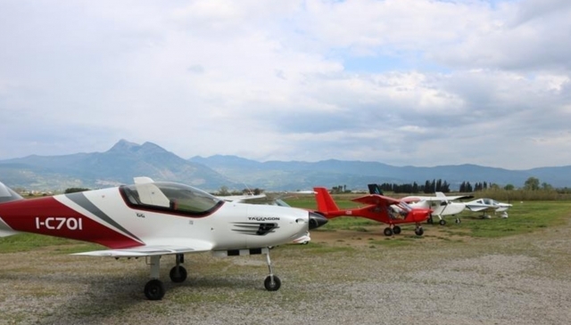  nuestros aviones 