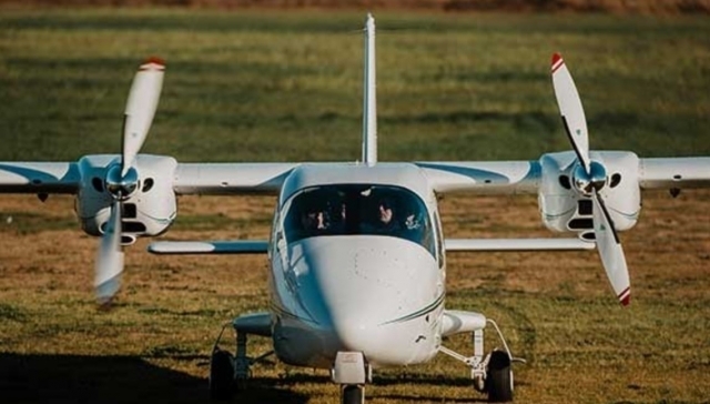  nuestro avión 