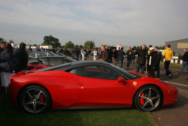  El Ferrari de rojo