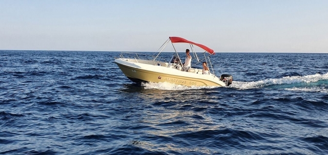  Nuestro barco 