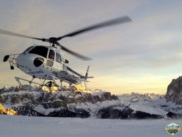  El helicóptero en vuelo