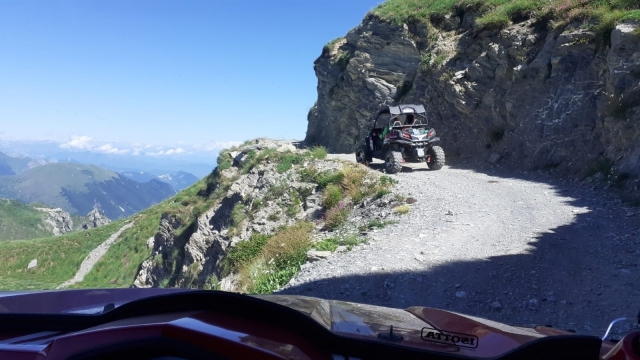  admire la cerro desde el Buggy 