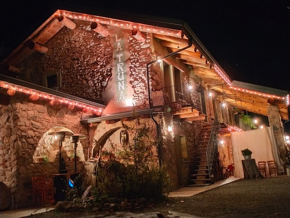  exterior de la casa de campo 