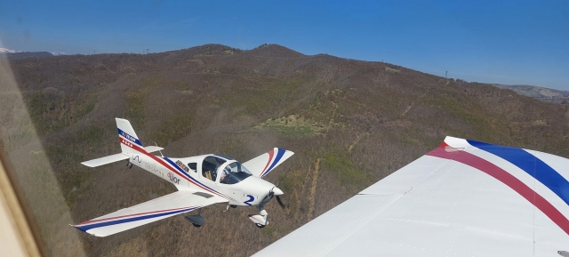  Helicóptero en vuelo 