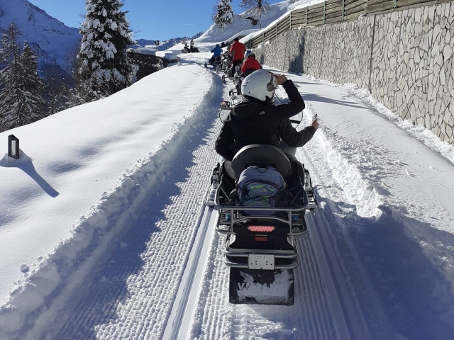  Juntos en una excursión 