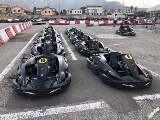 Venga y prueba nuestros karts 