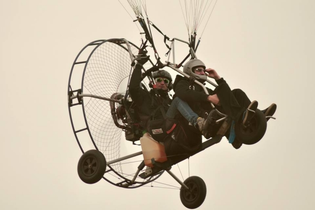  vuelo en tándem acompañado de un instructor