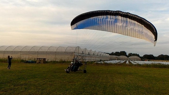  venga y prueba el vuelo en paratrolley 