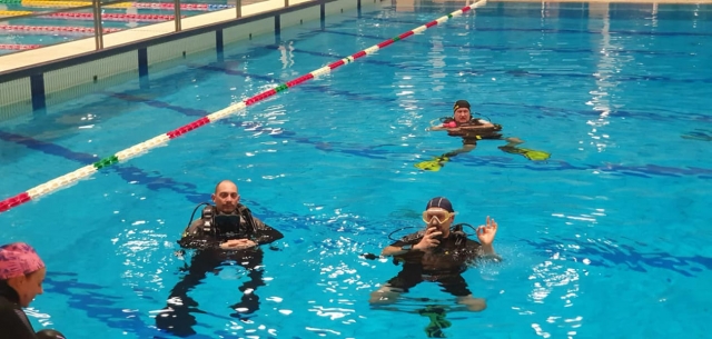  lección de buceo en la alberca 