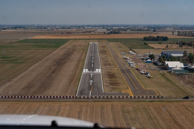  toda la estructura del aeropuerto de Bresso 